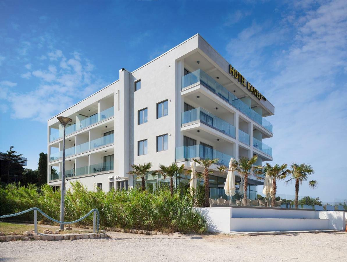 Kaneo Beach Hotel Novalja Exteriör bild
